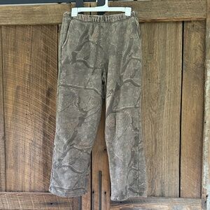 Dairy boy River camo sweatpants size small